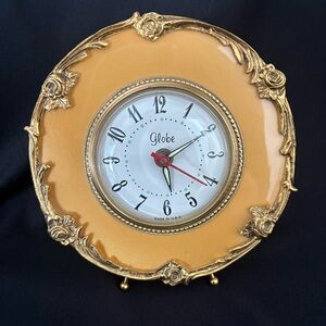 Vintage Globe Tabletop Clock – Ornate Floral Gold Frame with Feet